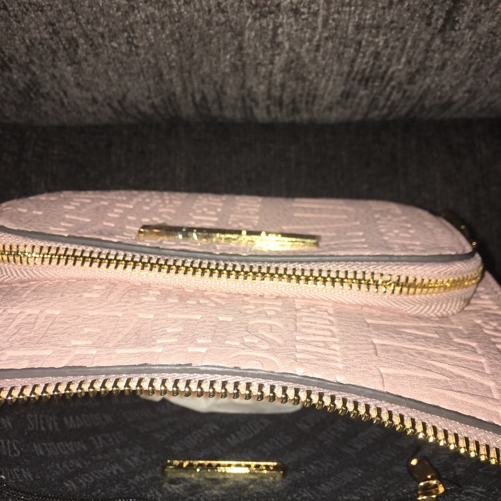Cute Handbag ❤️ - Picture 3 of 4